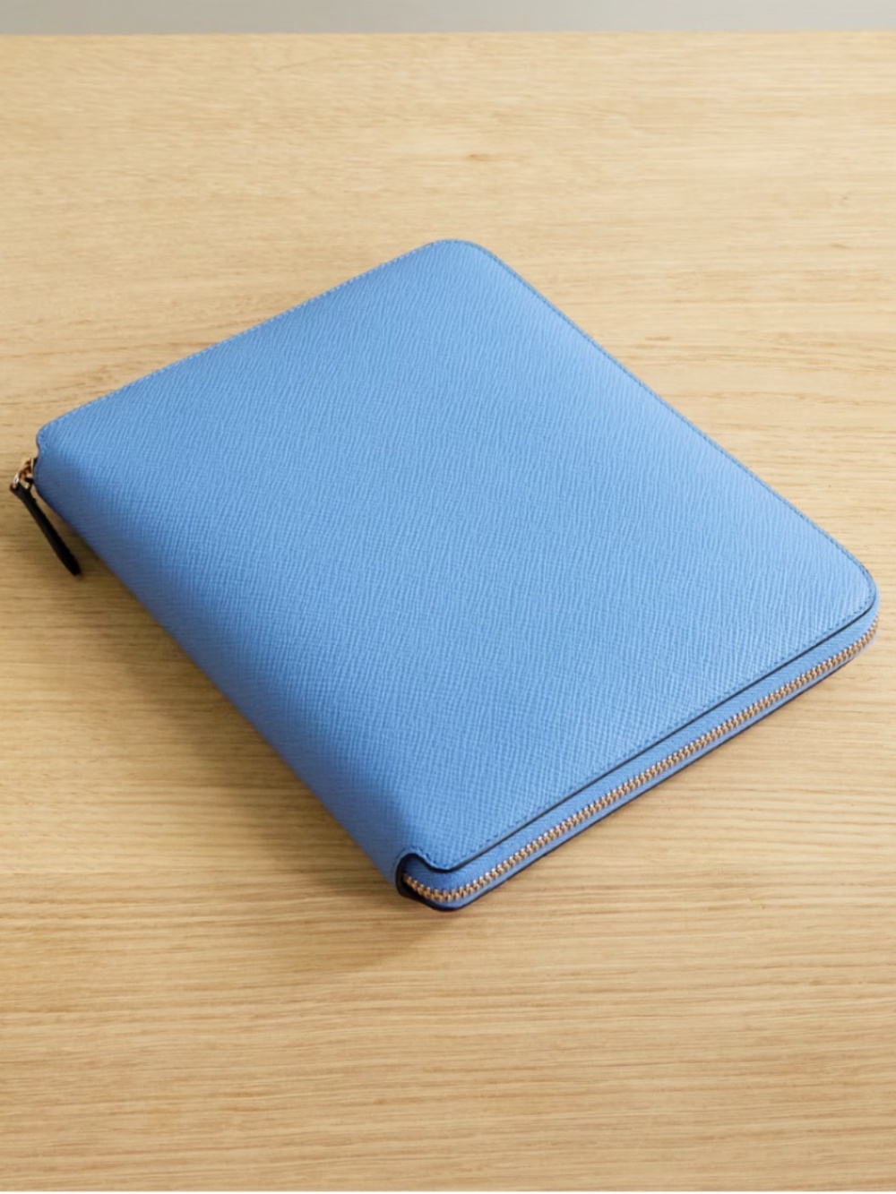 SMYTHSON NEW Panama A5 Blue Leather Zip Folder with Notepad | Executive